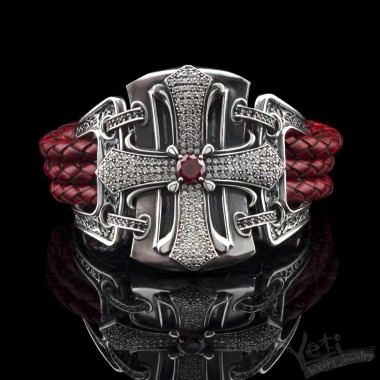 Срібний браслет на шкіряному шнурі "Queen of the Crusaders"