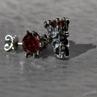 Серебряные серьги "Череп с короной"