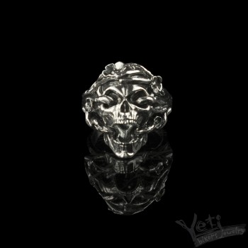 Срібне жіноче кільце череп "Root skull"