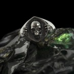 Срібний перстень з черепом "Ghost" без каменів 