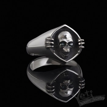 Срібний перстень з черепом "Ghost" без каменів 