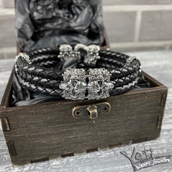 Срібний браслет на шкіряному шнурі з черепами "Garry"  skulls