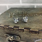 Сережки серебряные гвоздики пусеты "Sphinx  Cat" с камнями 