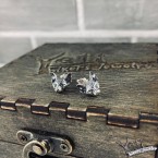 Сережки серебряные гвоздики пусеты "Sphinx  Cat" с камнями 