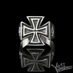 Чоловічий срібний перстень з хрестом Cross Pattée 