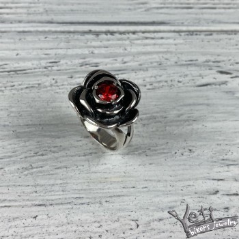 Срібне жіноче кільце  Rose