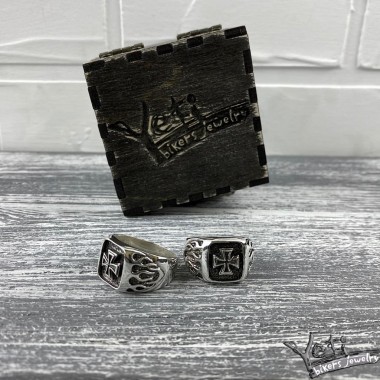Срібний чоловічий перстень "Iron Cross"