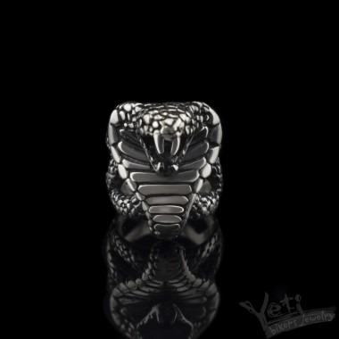 Срібний перстень жіночий змія "Cobra" 
