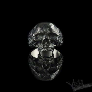 Срібний чоловічий перстень з чорнінням череп "Billy Bones"